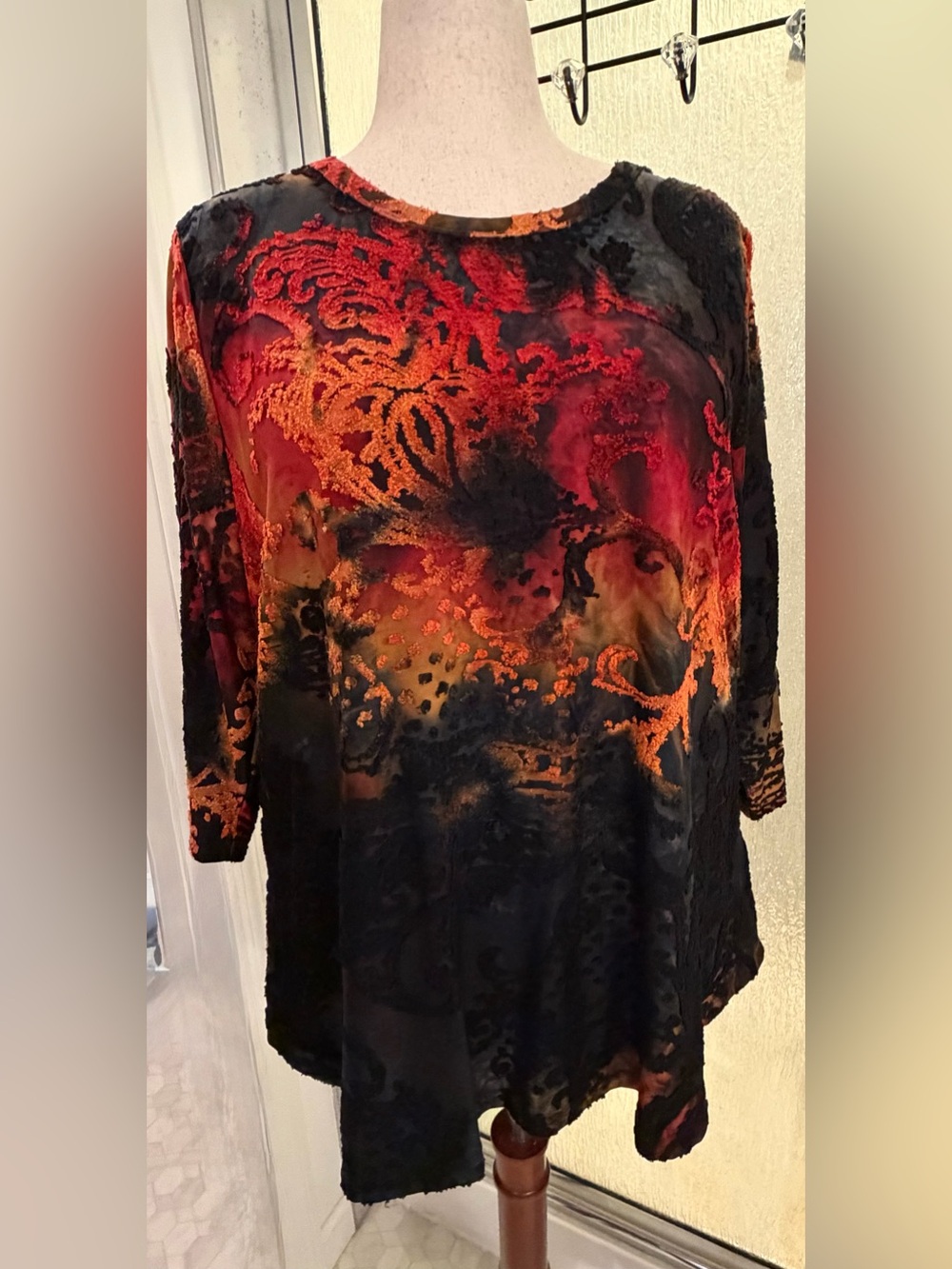 Calessa Burnout Velvet Asymmetric Tunic Top Red Orange Black Size 1X GUC $28